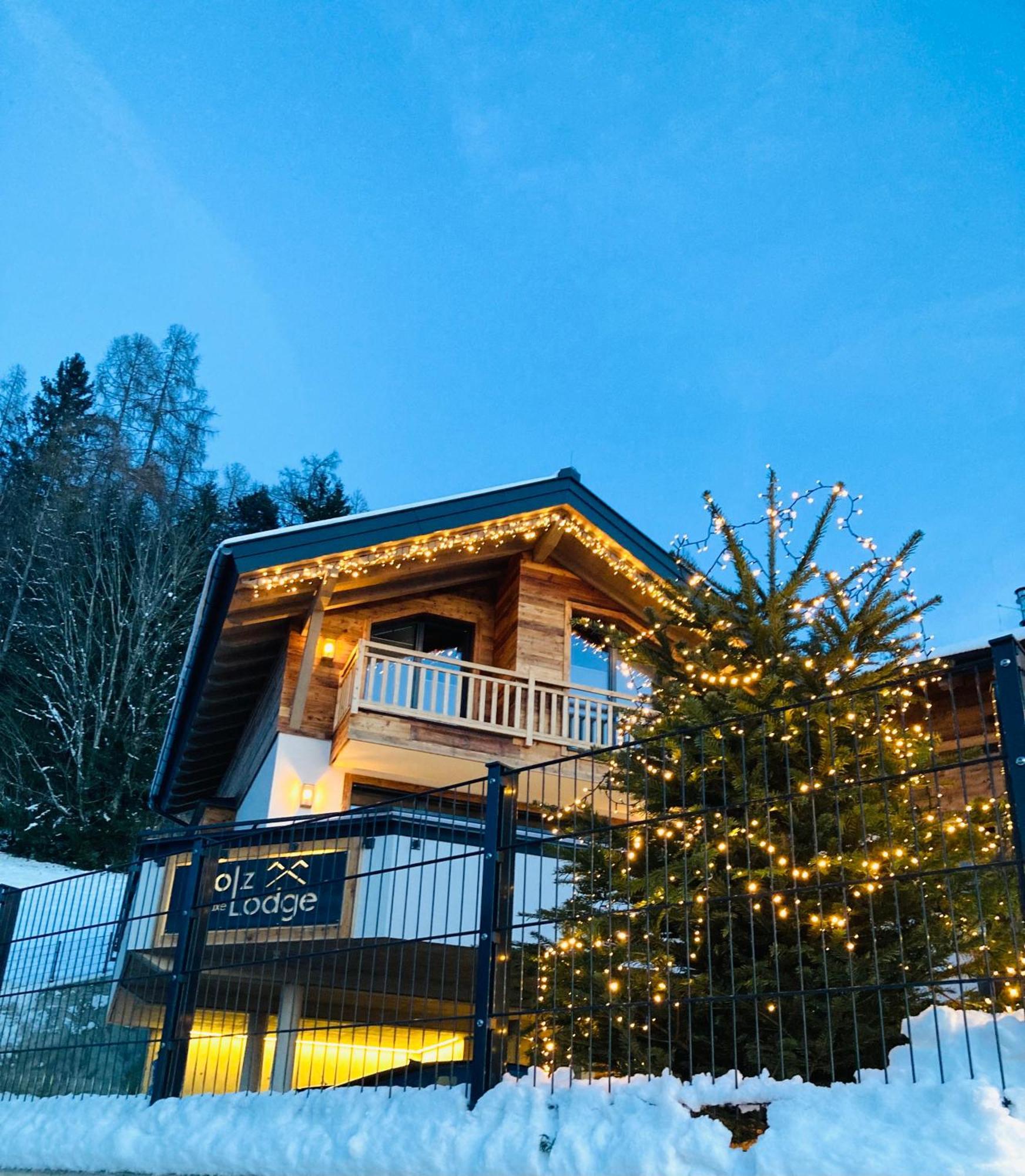 Holzlodge Deluxe Радщат Екстериор снимка