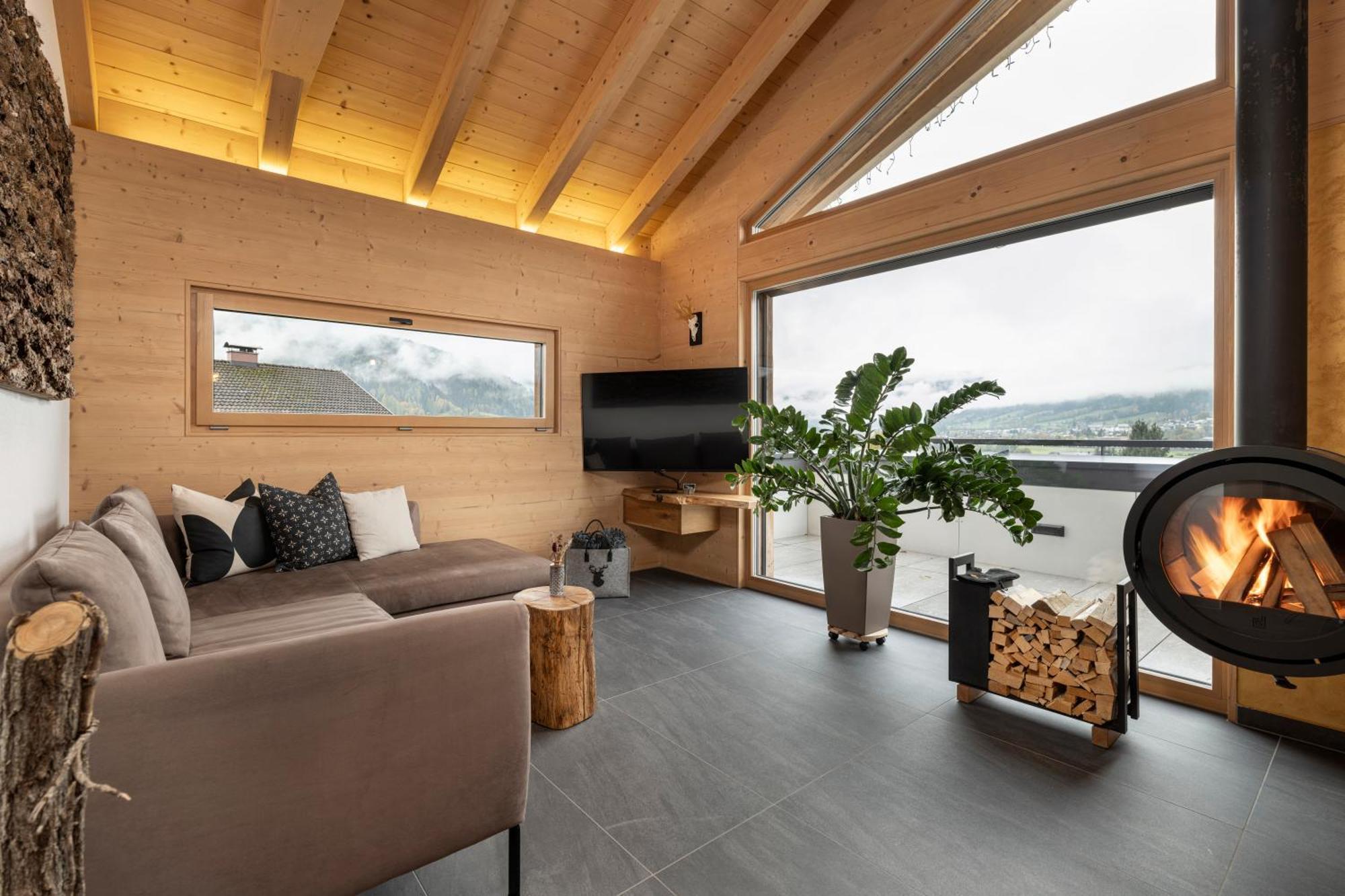 Holzlodge Deluxe Радщат Екстериор снимка