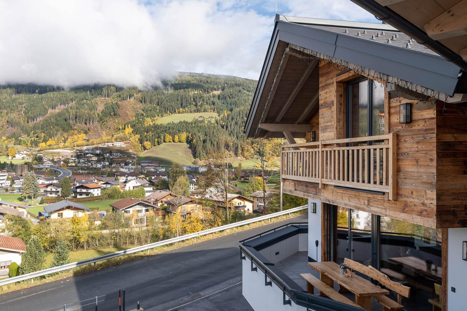 Holzlodge Deluxe Радщат Екстериор снимка